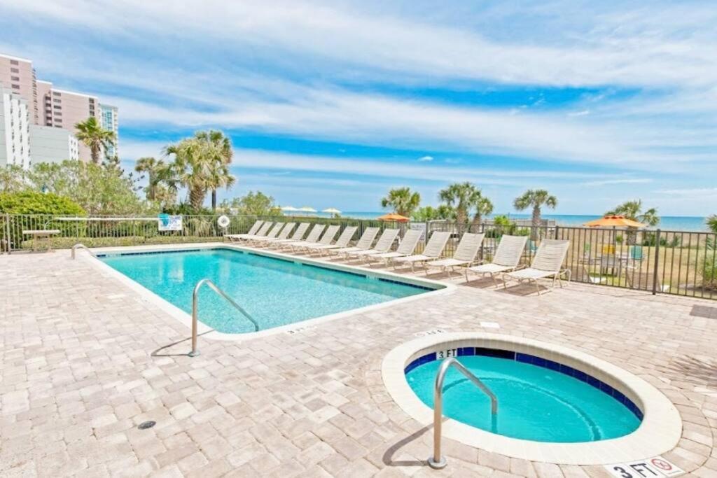 Ocean View Condo On The Beach! Миртл-Бич Экстерьер фото